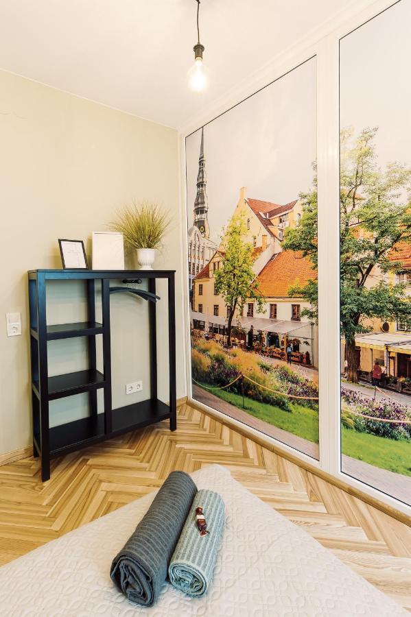 Elvis Apartment/11 Beds/6 Bedrooms/Riga Old Town Exterior photo